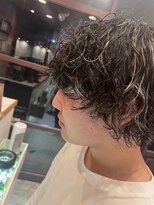 イエローコーン 金沢文庫店(YELLOW CORN)&nbsp;スパイラル×3Dハイライト[ツイストスパイラル/スキンフェード]