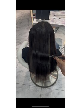 ロンドルピナス 小倉(Lond Lupinus) ブルーブラック/ワイドバング/美髪のススメ/外ハネボブ/北九州