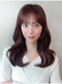 20代小顔に見える！くびれレイヤー × カシスピンク