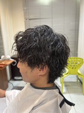 ハムズヘアー(Hum’s HAIR) 縦落ちツイストスパイラルパーマ