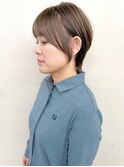 丸みショートウルフ耳掛けショートボブナチュラルハイライト