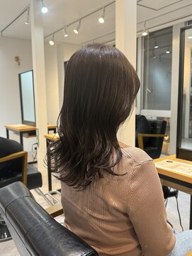 フー(feu) バイオレットベージュ。