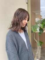ラヴィズム 小新店(LUVISM)&nbsp;パーマ/顔周りレイヤー/おくれ毛/ベージュ/西区/小新