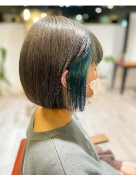 アットグレイス(@grace) グレージュ×ターコイズブルーインナーカラー金沢◎30代40代50代