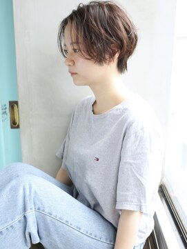 バース(BIRTH) 天神【BIRTH】大人かわいいウェーブショート×ペールベージュ　2