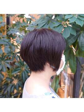 フレンズ 星置店(friend's) 丸みのあるショートスタイル