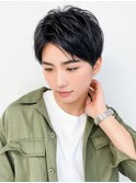毛流れハンサムショートセンターパートメンズ黒髪爽やか