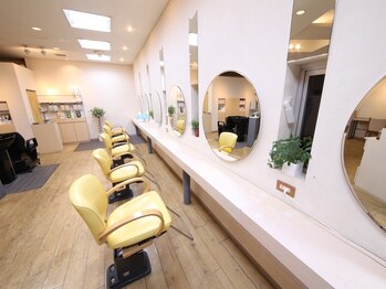 ル リアン(Le lien)の写真/お客様とのご縁や繋がりを大切にのびのび過ごせるお店づくりをしています＊アットホームな空間が魅力◇