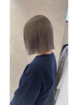 サロンドディバース(Salon de DIVERSE) 切りっぱなし×ミルクティーグレージュ