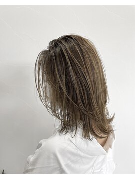 ラックセカンドスペース(LUCK 2nd SPACE) 【バレイヤージュ】ナチュラルベージュ　　清水純