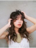 ロングウェ－ブヘア