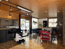 清潔感と落ち着きを重視した店内