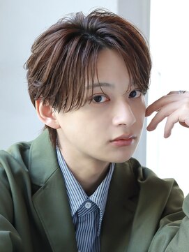 オーシャントーキョー サニー 原宿(OCEAN TOKYO Sunny) ニュアンスパーマセンターパートカルマパーマフェザーパーマ韓国