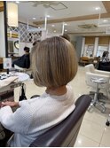 白髪ぼかしボブ