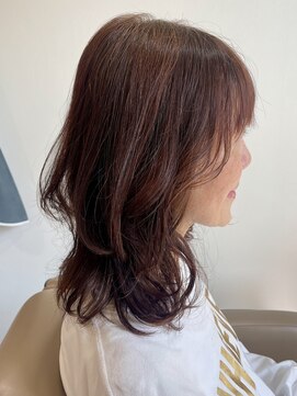 リトルスマイリー 辻堂店(Little Smiley) ミディアムレイヤー/ゆるふわパーマ