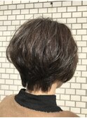 ダークアッシュ×前下がりグラデーションボブ