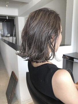 ルーヴェ(LOWE) 能瀬 グレーベージュハイライト