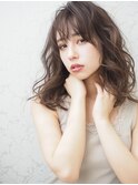 大人のフェミニンミディ