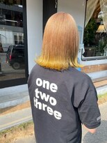 チャプター 問屋町(chapter)&nbsp;ケアブリーチミルクティーベージュイエロー裾カラー外はねボブ