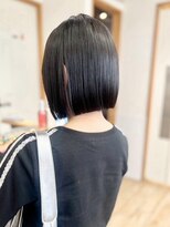 ネオリーブ クーロ(Neolive curro) 小顔タッセルボブ×黒髪[ぱつっとボブ/縮毛矯正/横浜韓国]