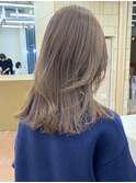 レイヤーボブ切りっぱなしボブラベンダーミルクティーベージュ