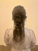 アルコバレーノ(Arcobaleno)&nbsp;ツインポニー三つ編みアレンジリボンパーティーヘアセット