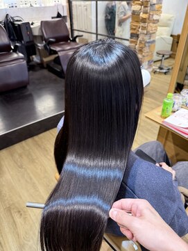 アロマ ヘアー ルーム 新宿3号店(AROMA hair room) ☆艶髪でイメチェン☆ツヤサラのロングヘア☆髪質改善☆