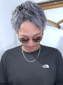 ブレイズヘアー(BLAZEhair) 【ハイトーンパーマ】ホワイトシルバー×ツイスパ×ブリーチ２回