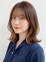 バーシャミ 博多(Baciami) 【博多/博多美容室】くびれ×外ハネで叶う、大人の抜け感ミディ