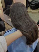 トラント ミル(TRENTEMILLE) 艶グレージュカラー