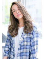 リール(Rire)&nbsp;カジュアルにハマる☆かき上げバング×ゆるウェーブ