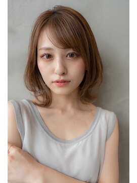 ドットハリス(.Hallis) 大人かわいい/小顔/ミディアムレイヤー/20代30代40代