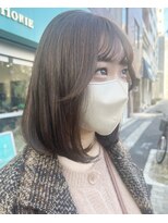 リーホリエ(Lee Horie)&nbsp;グレージュカラー【MOMOKA】