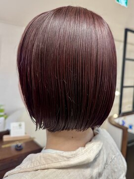 インビテーション(invitation) レッドブラウン・カシスブラウン・ショートボブ