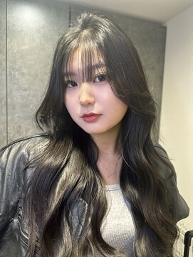 シェノン 心斎橋(CHAINON) 黒髪グレーベージュレイヤーロングアッシュカラー前髪パーマ