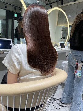 ロンドメリア 天神大名店(Lond Melia) ★斜めバングミディアムヘアグレージュカラーシルキーベージュ★