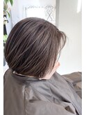 ショートボブ