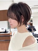 ハイライト白髪ぼかしダブルカラーインナーカラーショートボブ