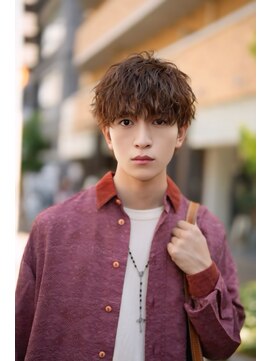 オーシャントーキョー ウエスト 心斎橋(OCEAN TOKYO WEST) ツイストスパイラル波巻きスパイラルパーマセンターパートウルフ