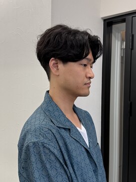 ソソ(soso) センターパートランダムパーマ/フェザーパーマ/横浜