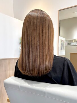 アビエブラン 若江岩田(abije blanc) 透明感ストレートロブ【若江岩田】