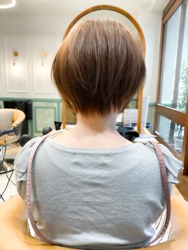 ロンド エメ 柏(Lond aimer) 柏グランマッシュショートデザイン暗めカラーハイライトショート