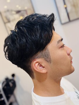 ◆色気漂うビジネスフェードカット