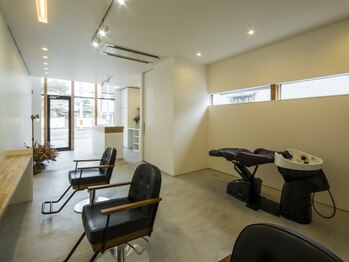 ニナル(Ninaru)の写真/魅力を引き出す顔周りの似合わせカットが自慢のサロン。あなたの個性を引き立てるスタイルをご提案します◇