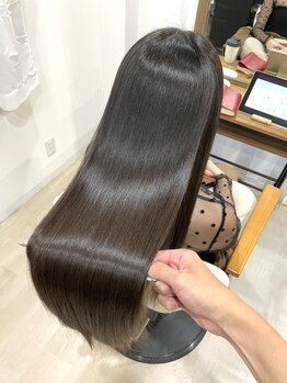 【天王寺駅5分/髪質改善、縮毛矯正専門サロン】どこでも解決できない癖のお悩みをご相談ください。