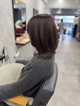 クラン 岡本(Chlan) レイヤーカット　切りっぱなしボブ