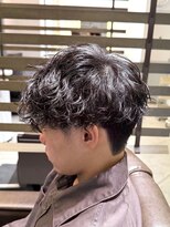 ノイセル(Noisyle)&nbsp;MEN’S HAIR/波巻きツイストスパイラル/リバースセンターパートO