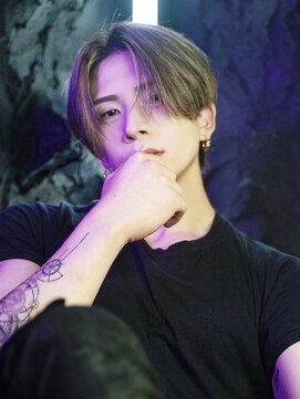 K Jingu メンズ/メンズカット/メンズパーマ/メンズ縮毛矯正/ハイトーン