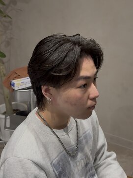 ジレス(Jiles) ニュアンスパーマ/センターパート/メンズパーマ/ウルフ