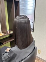 カットスタジオグラム(CUT STUDIO g)&nbsp;艶髪ミディアムヘアー【縮毛矯正/髪質改善】